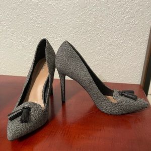 Kohl's brand Apt. 9 Grey Tweed High Heels